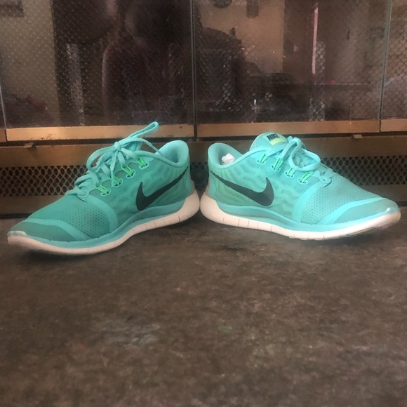 Nike Shoes - ❌❌SOLD❌❌Nike Running Sneakers